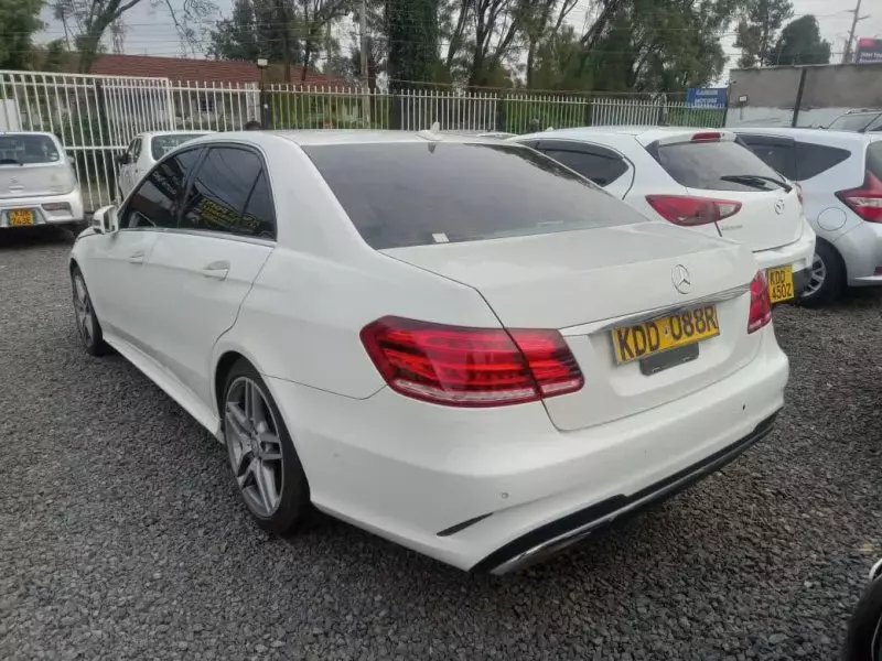 Mercedes-Benz E250   - 2014