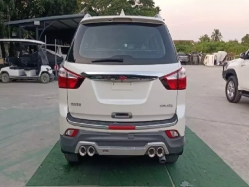 Isuzu MUX   - 2015