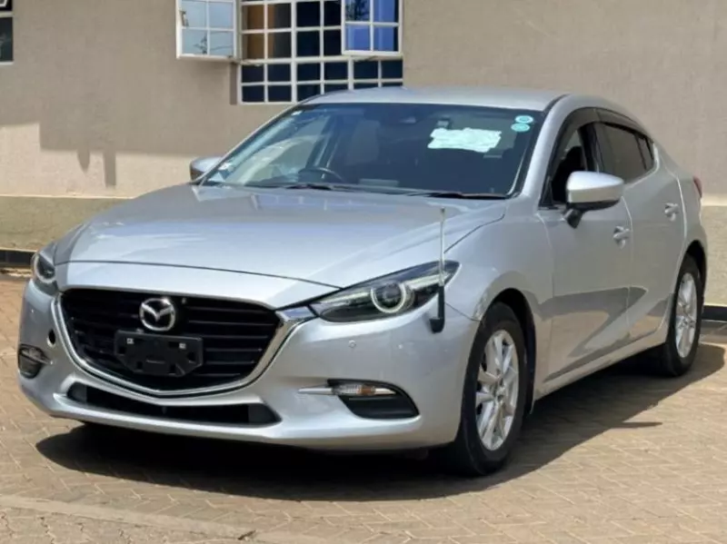 Mazda Axela    - 2018