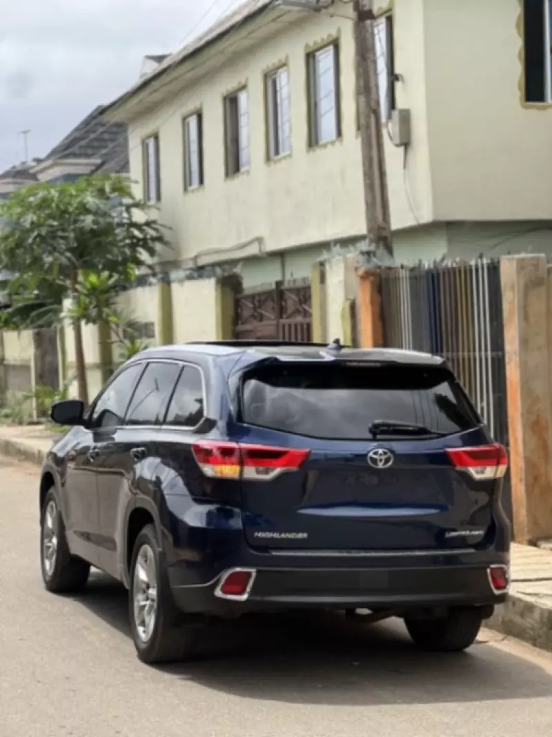 Toyota Highlander - 2016