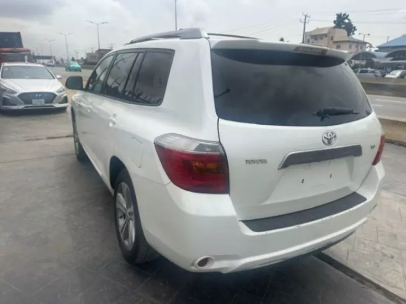 Toyota Highlander   - 2008