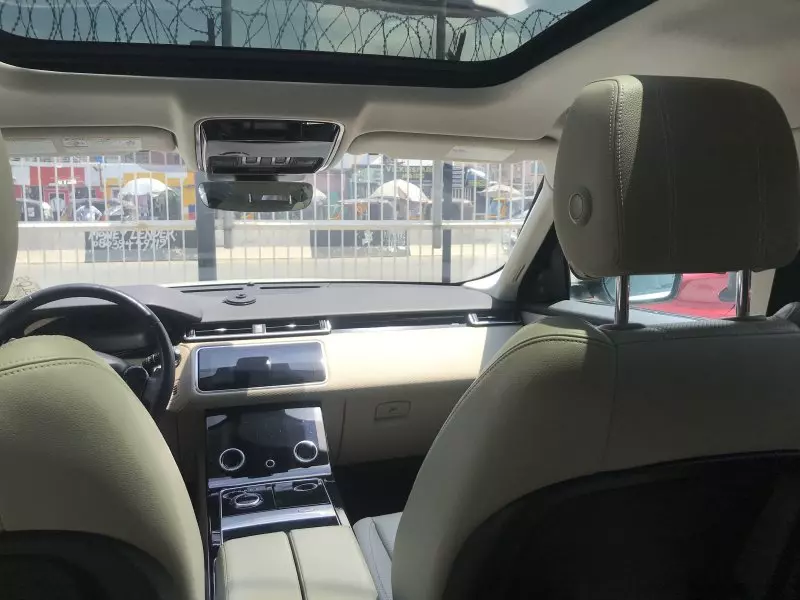 Land Rover Range Rover Velar   - 2019