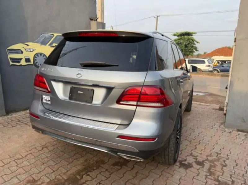 Mercedes-Benz GLE 350