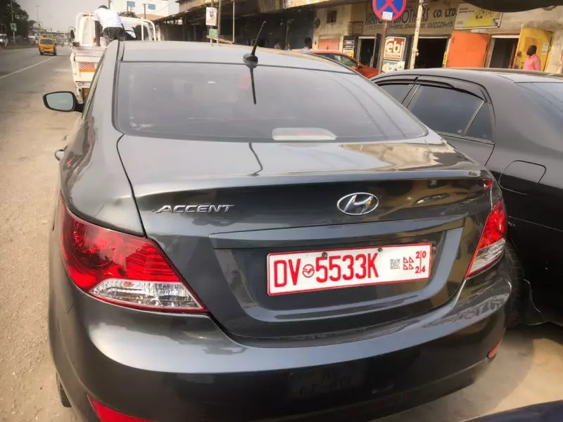 Hyundai Accent   - 2012