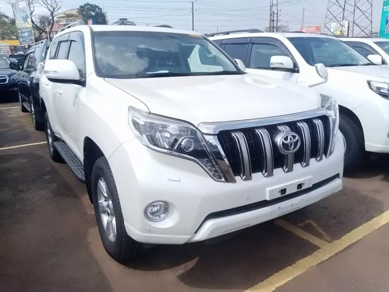 Toyota Landcruiser Prado   - 2016