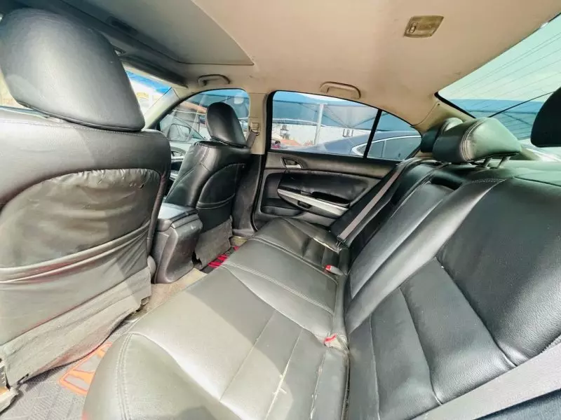 Honda Accord   - 2009