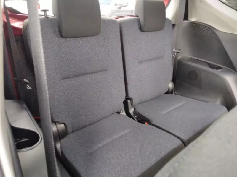 Toyota Sienta   - 2018