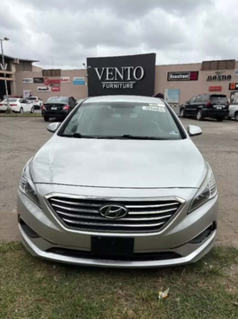 Hyundai Sonata   - 2017