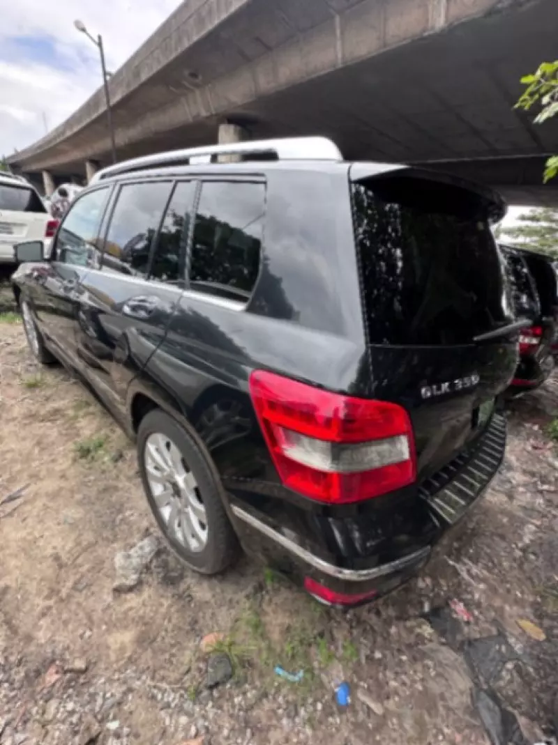 Mercedes-Benz GLK 350   - 2012