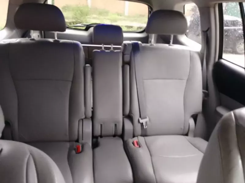 Toyota Highlander   - 2010