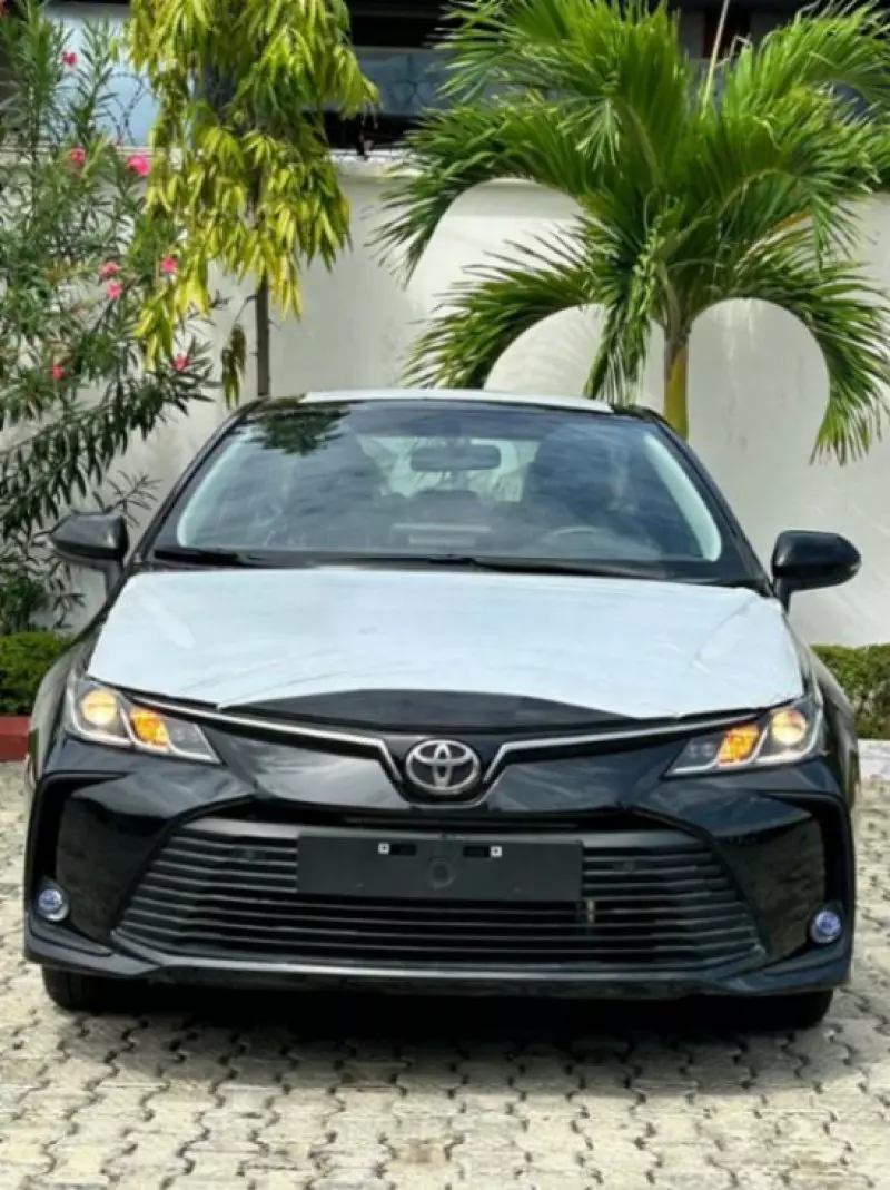 Toyota Corolla   -
