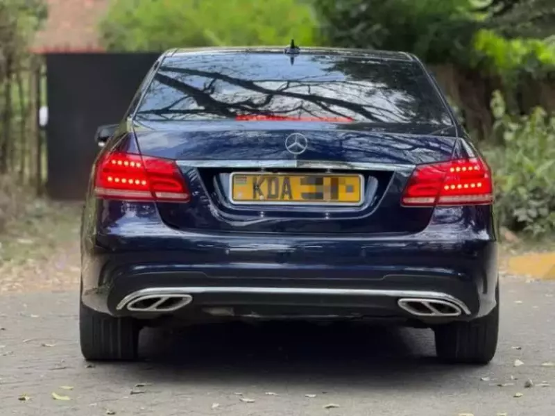 Mercedes-Benz E250   - 2015