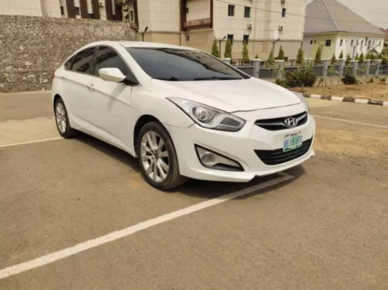 Hyundai i40   - 2013