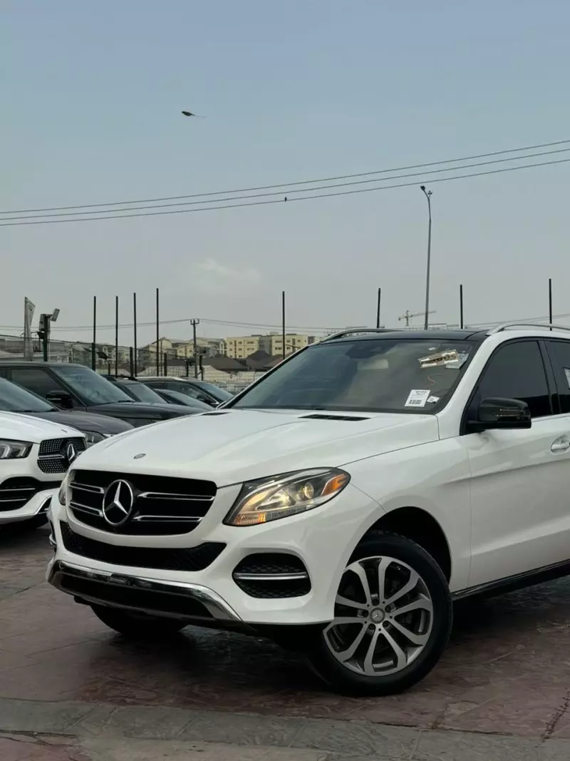 Mercedes-Benz GLE 350   - 2016