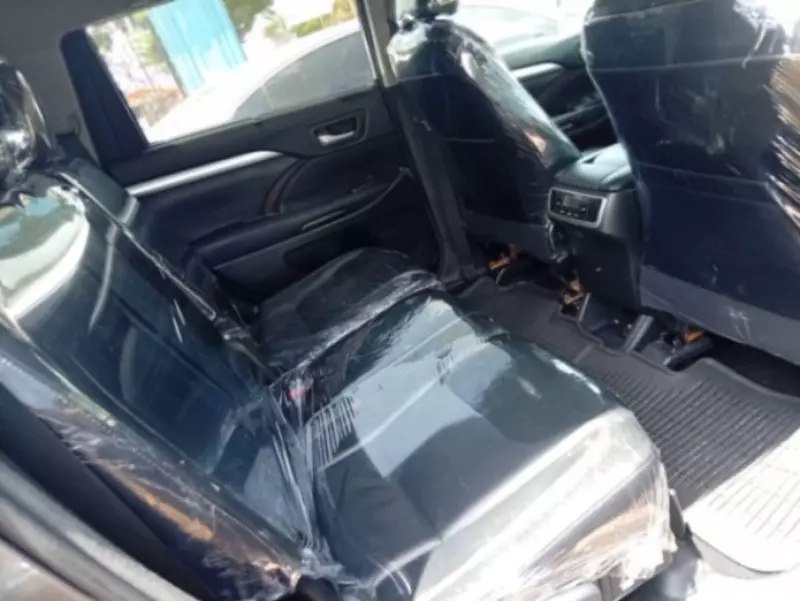 Toyota Highlander   - 2016