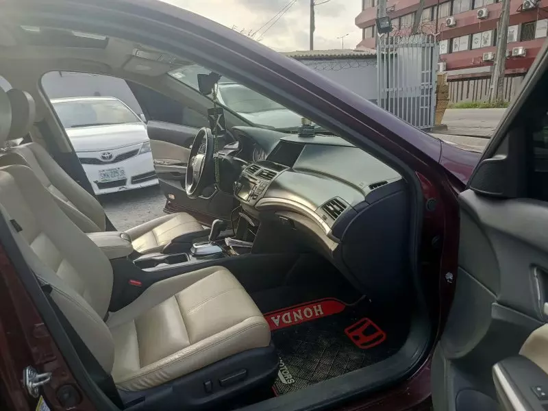 Honda Crosstour   - 2015