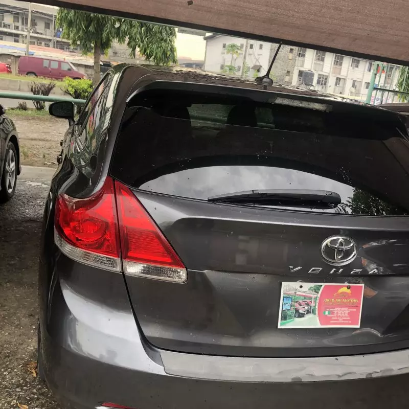 Toyota Venza   - 2010