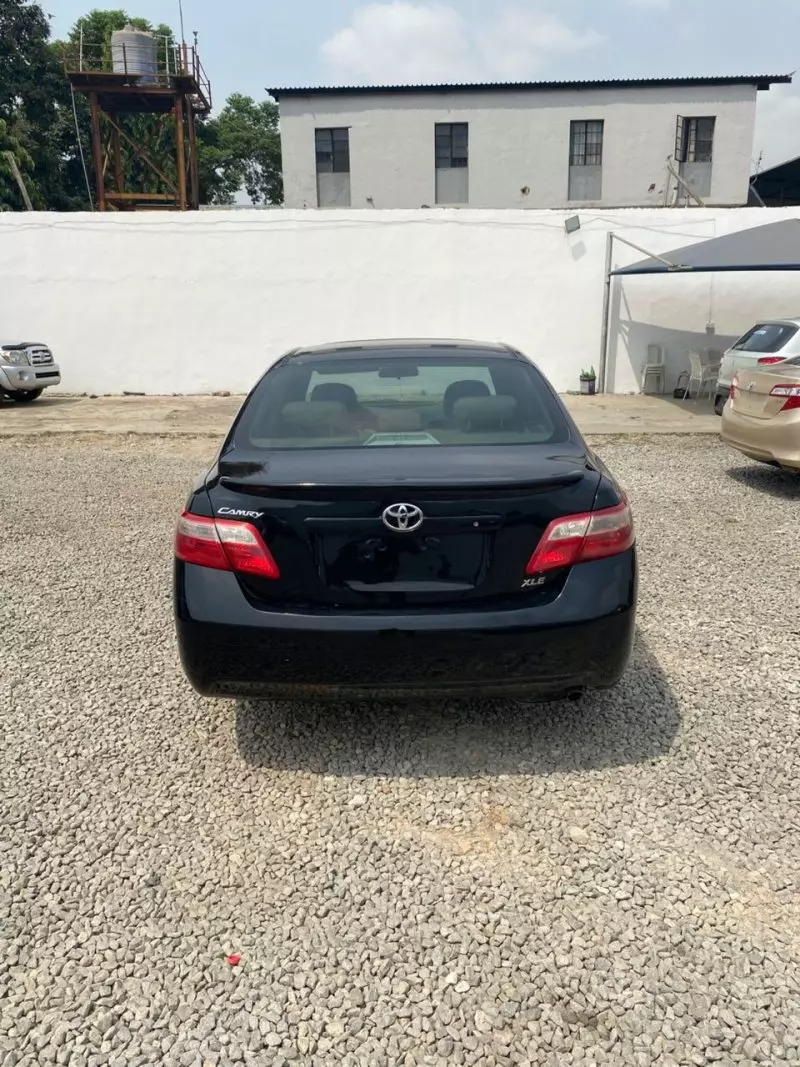 Toyota Camry   - 2008