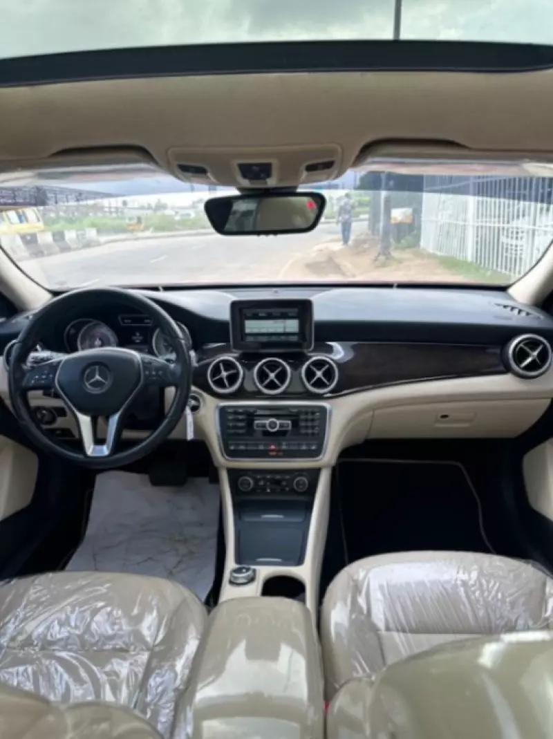 Mercedes-Benz GLA 250