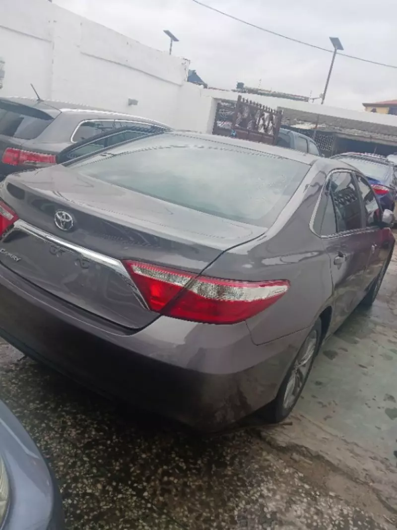 Toyota Camry   - 2015