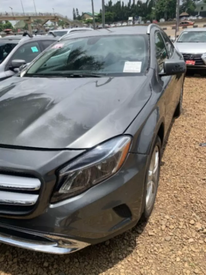 Mercedes-Benz GLA 250   - 2014