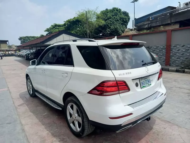 Mercedes-Benz GLE 350   - 2016