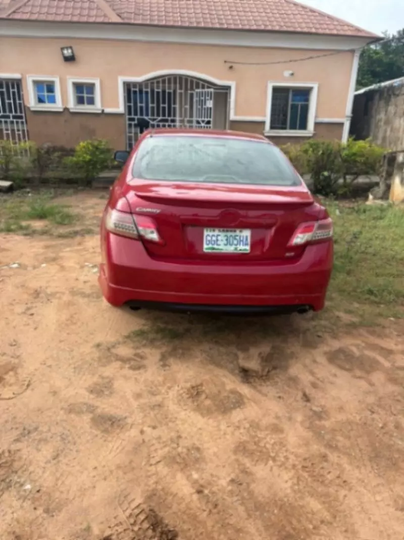 Toyota Camry   - 2008
