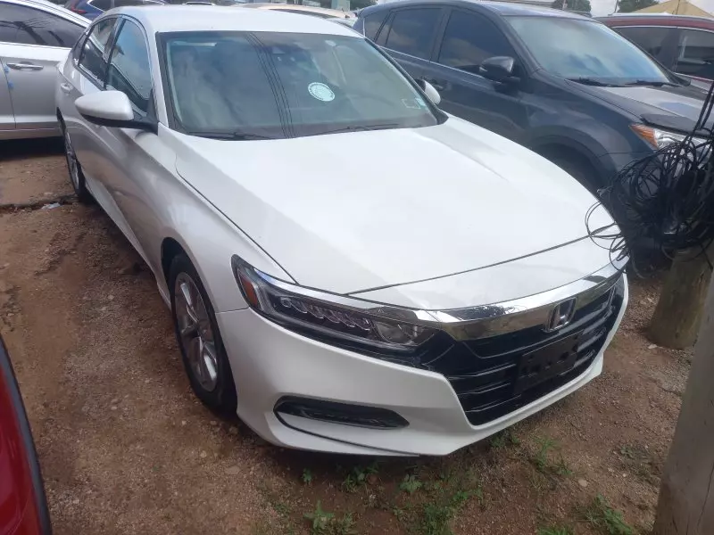 Honda Accord   - 2020