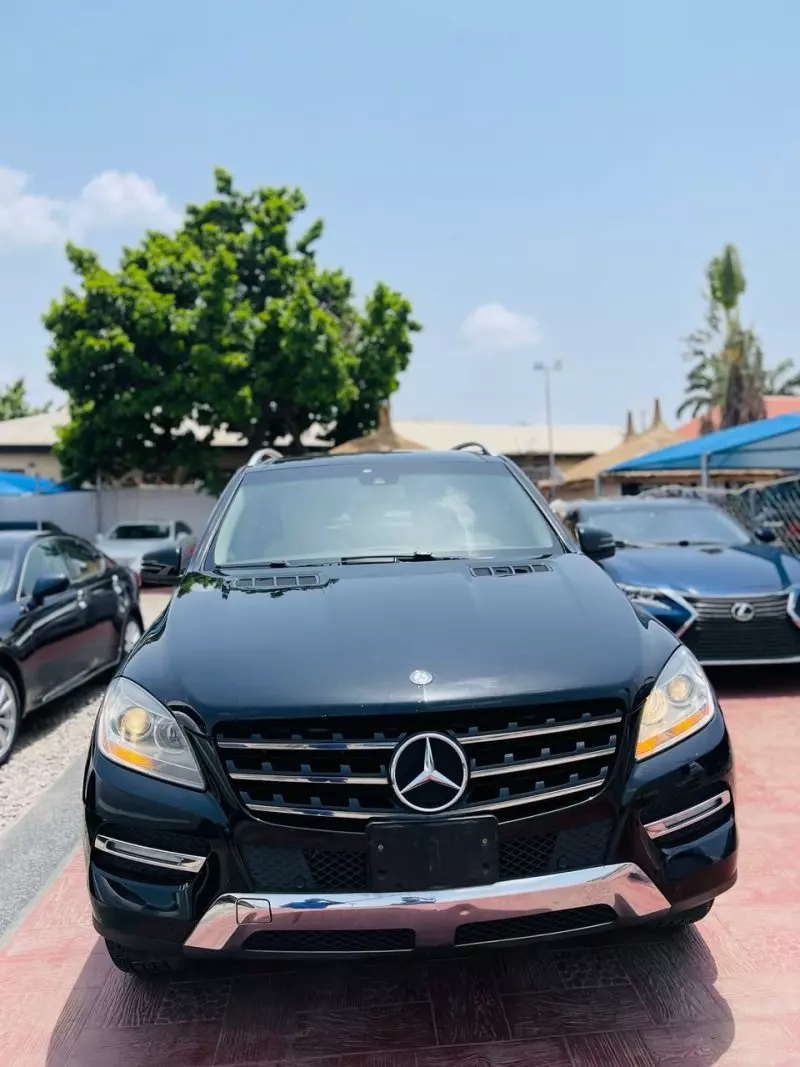 Mercedes-Benz ML 350   - 2012