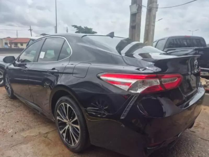 Toyota camry   - 2020