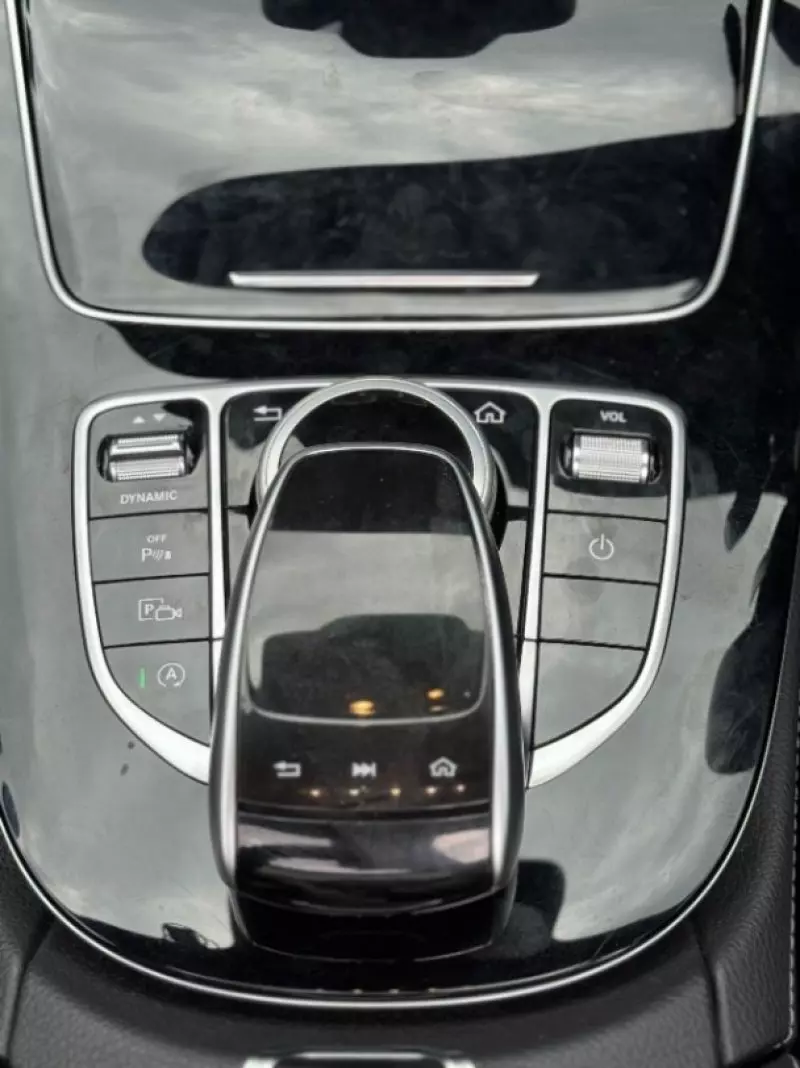Mercedes-Benz E200   - 2018