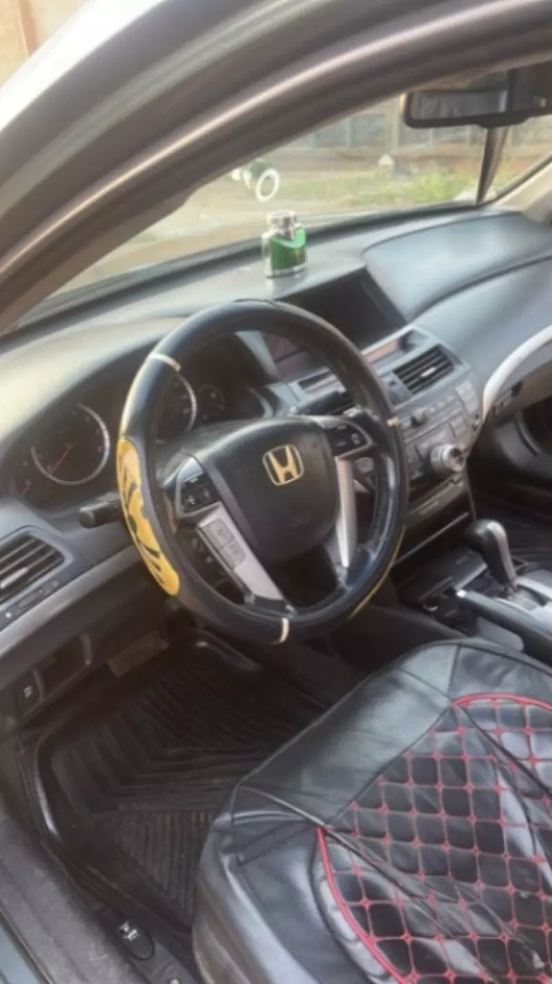 Honda Accord   - 2008