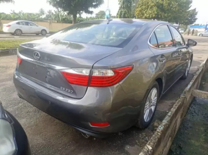 Lexus ES 350   - 2014
