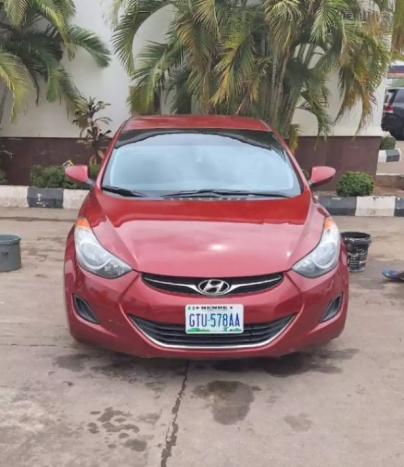 Hyundai Sonata   - 2013