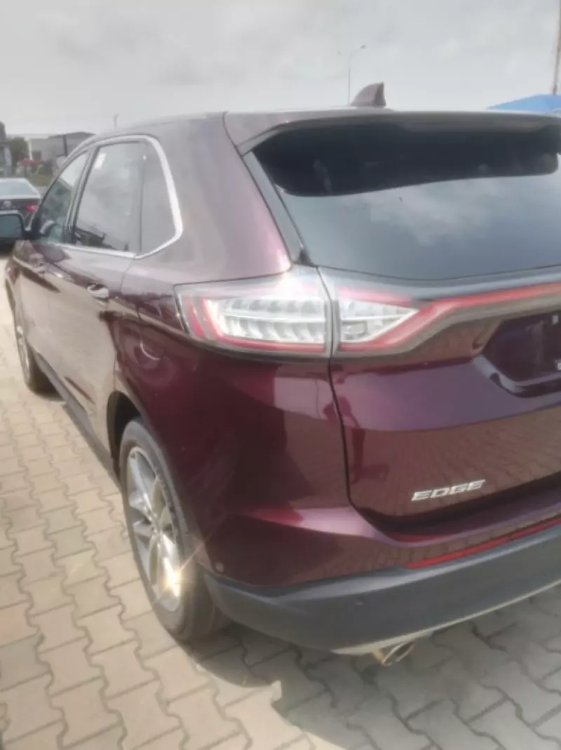 Ford Edge   - 2018