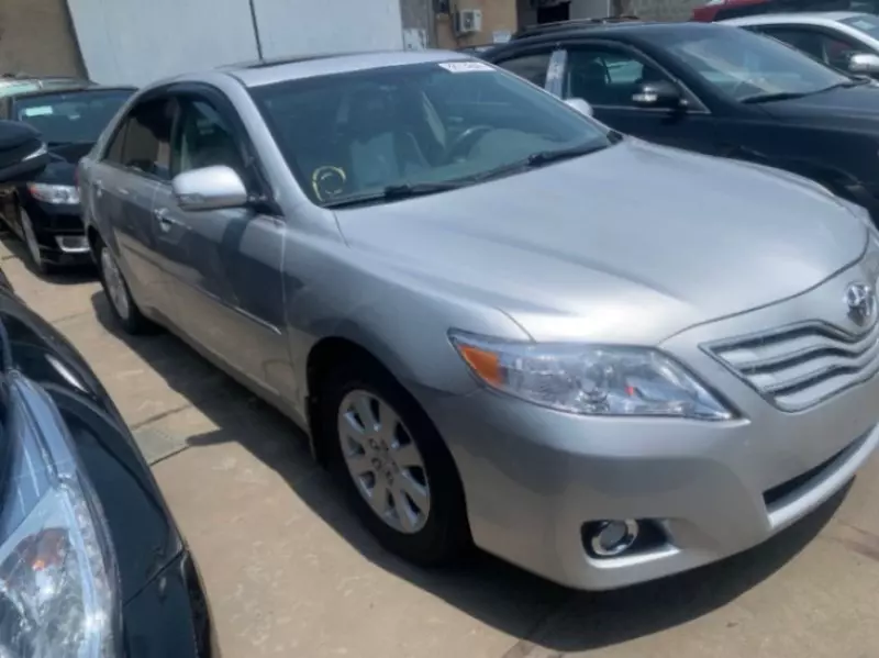 Toyota Camry   - 2008