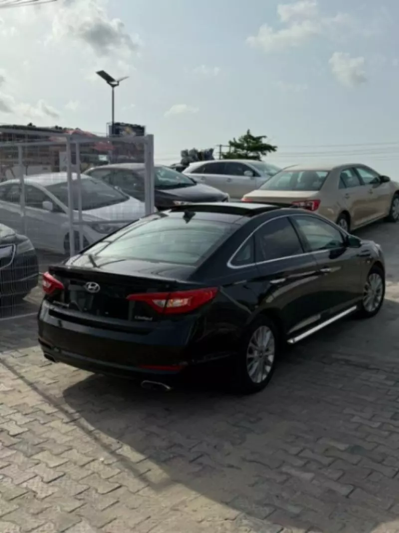 Hyundai Sonata - 2015