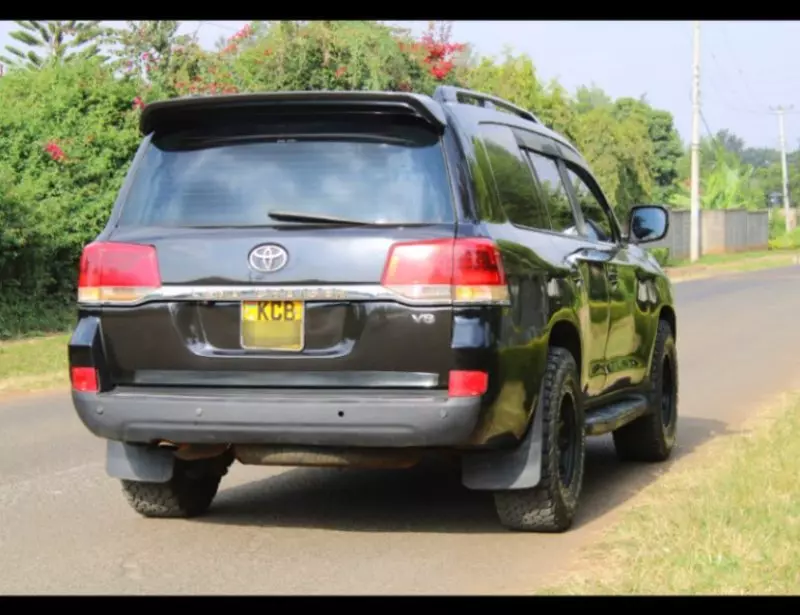 Toyota Land Cruiser   - 2008