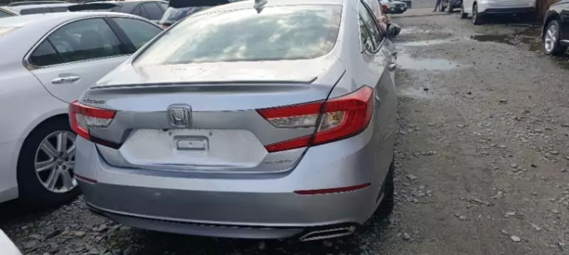 Honda Accord   - 2019
