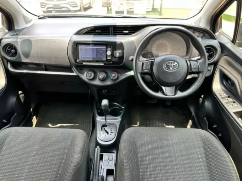 Toyota Vitz   - 2018
