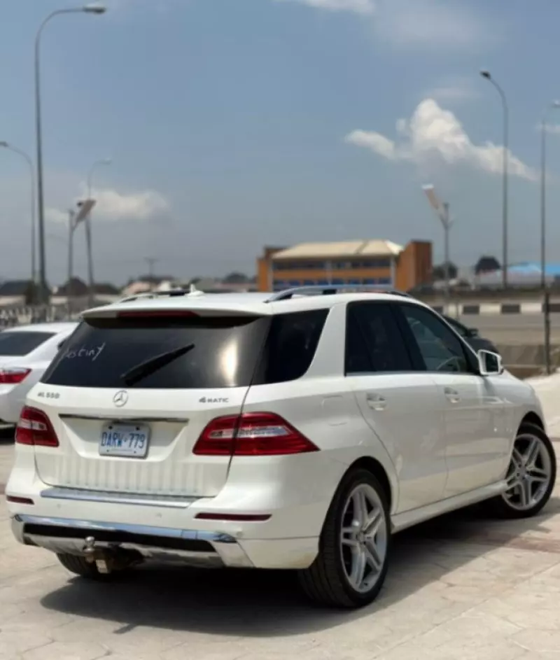 Mercedes-Benz ML 550