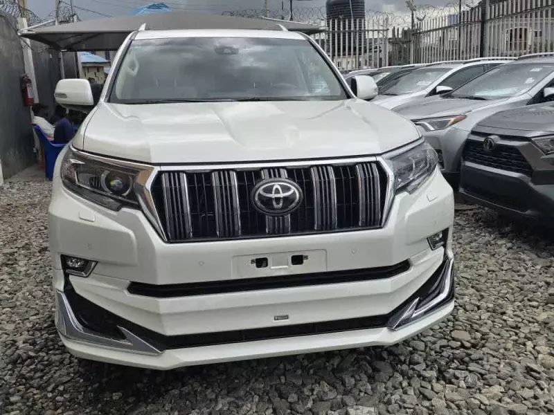Toyota Landcruiser Prado