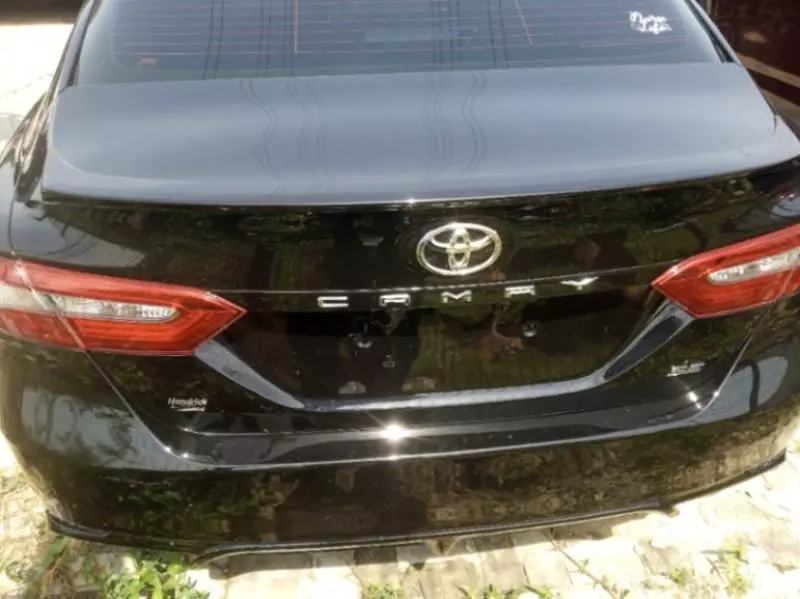 Toyota Camry   - 2018