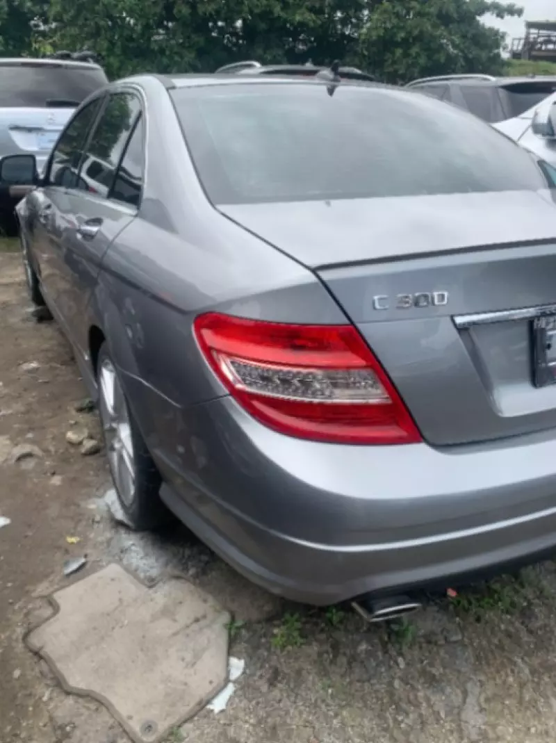 Mercedes-Benz C 300   - 2008