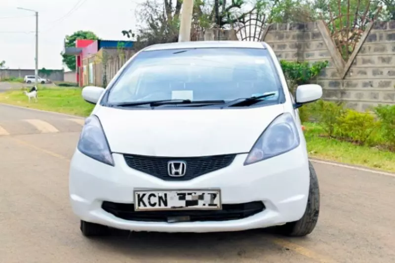 Honda Fit   - 2012
