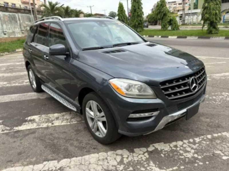 Mercedes-Benz ML 350   - 2013