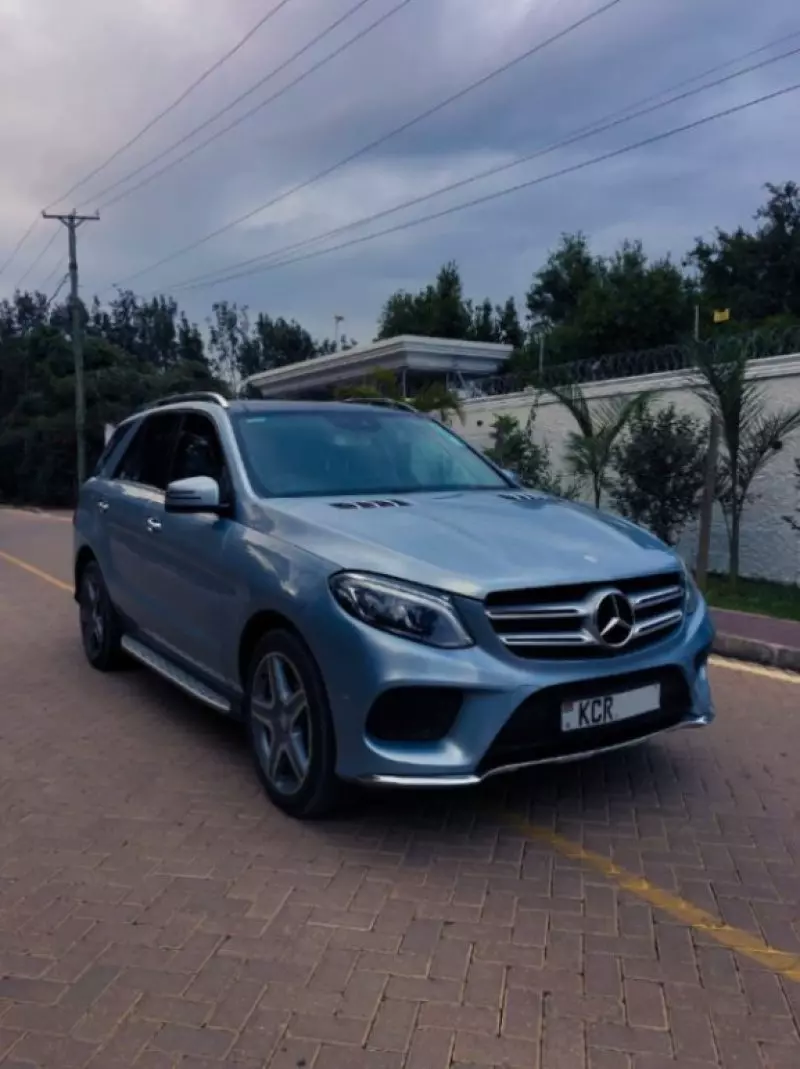 Mercedes-Benz GLE 400   - 2016