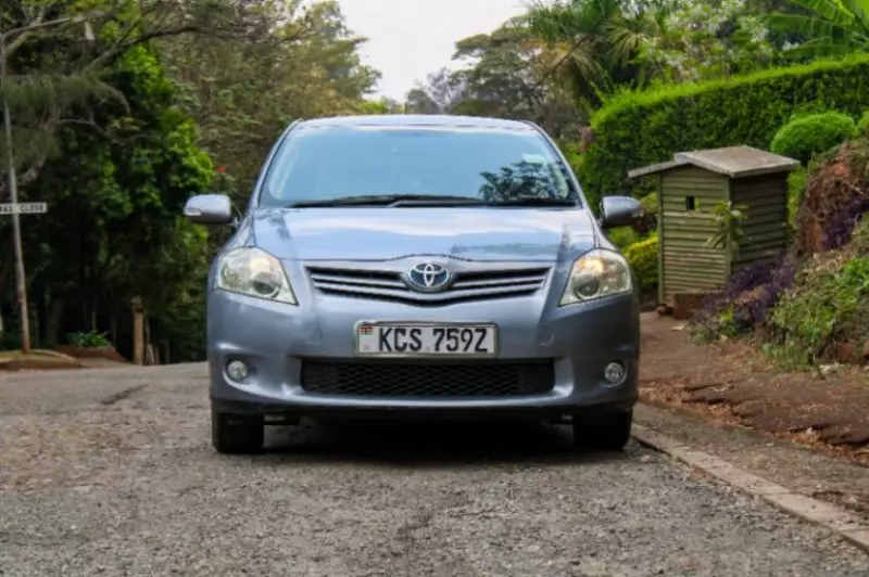 Toyota Auris   - 2011
