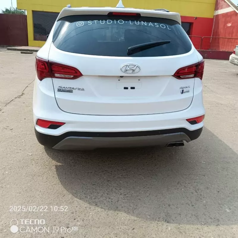 Hyundai Sonata   - 2017