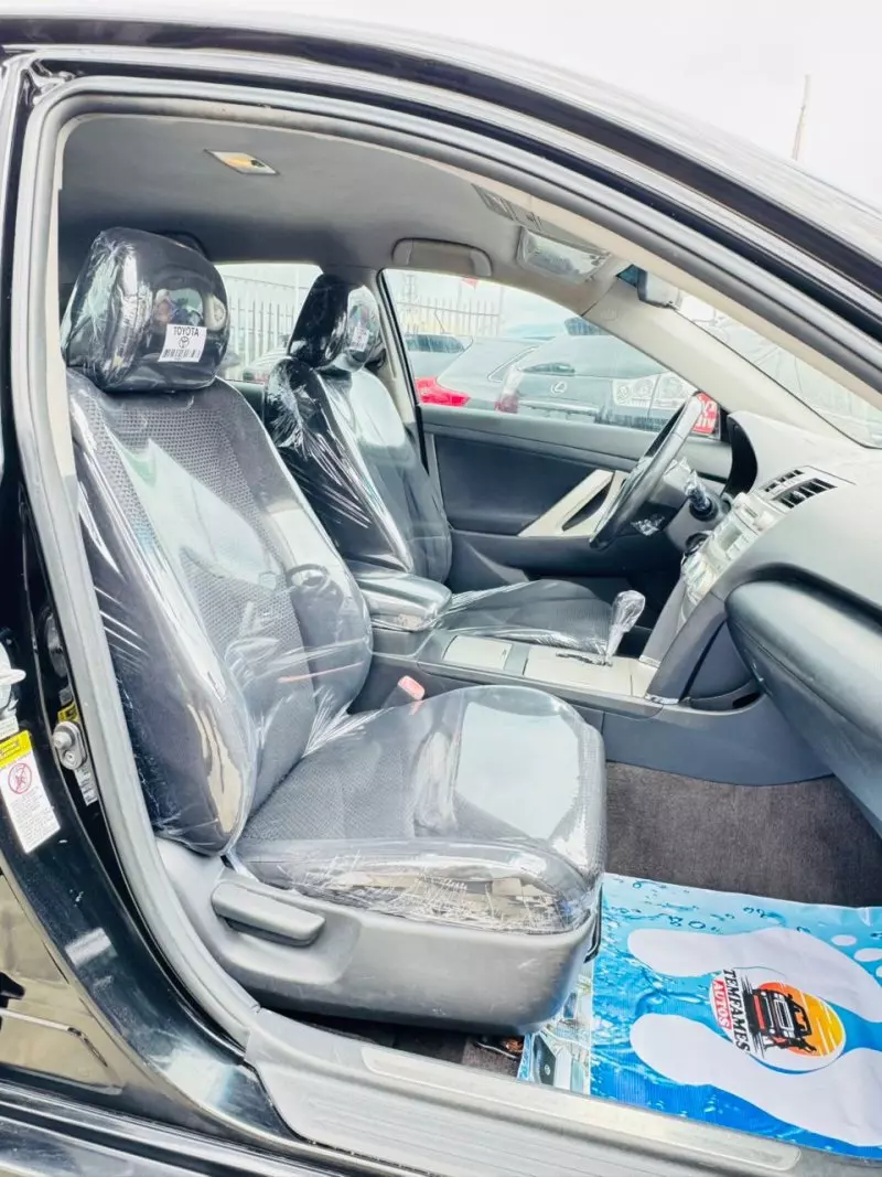 Toyota Camry   - 2007